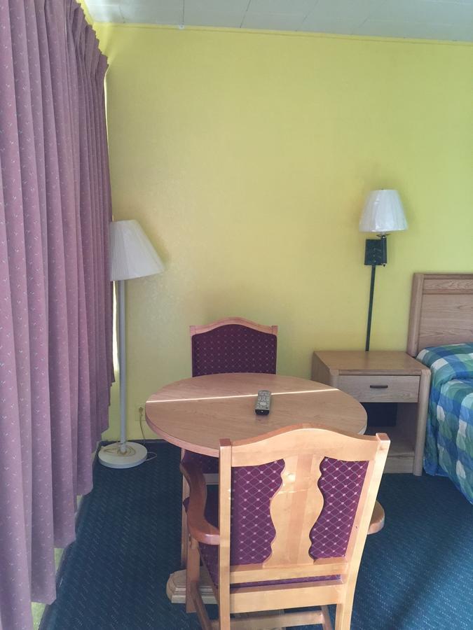 Statesman Inn Terre Haute Eksteriør billede